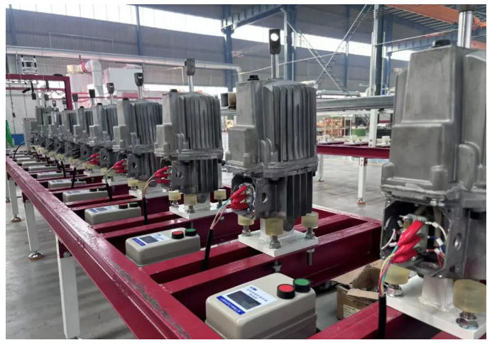 2025-09-08_180108_10